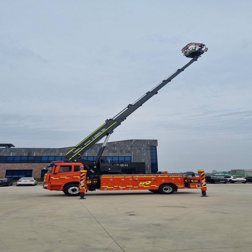 Jinwoo SMC Firefighting aerial ladder vehicle Telescopic boom type(32M)
