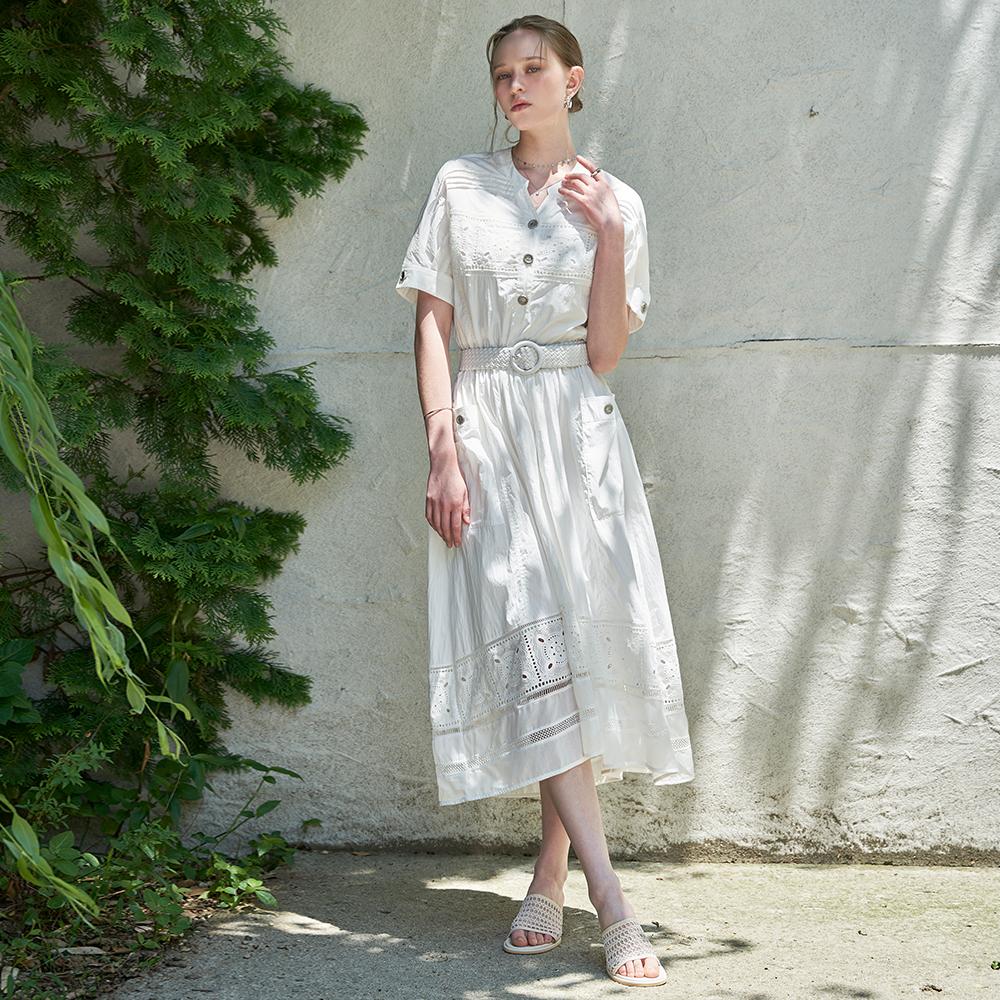 Pure Punching Lace Belt-Set Dress